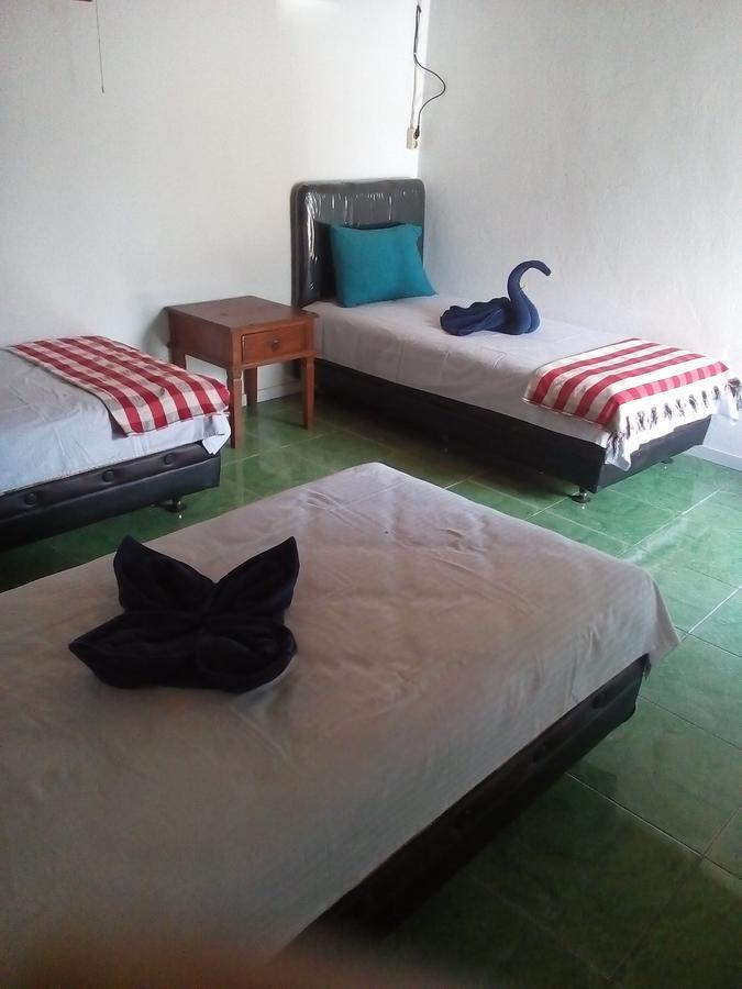 Izaac'S Bed & Breakfast Lovina Zewnętrze zdjęcie