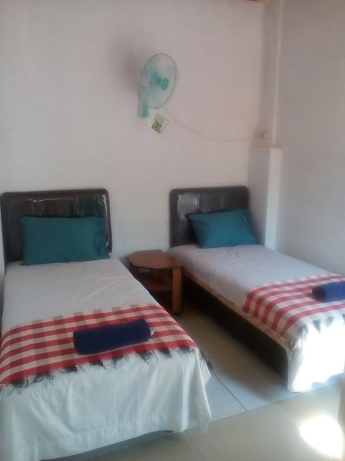 Izaac'S Bed & Breakfast Lovina Zewnętrze zdjęcie