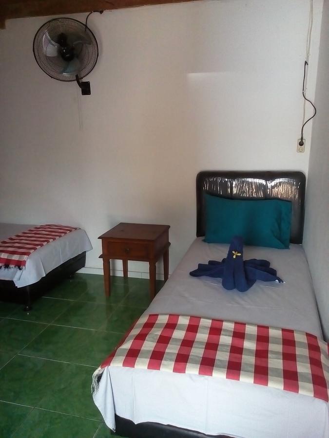 Izaac'S Bed & Breakfast Lovina Zewnętrze zdjęcie